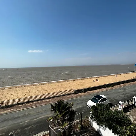 Ocean- Vue Imprenable Sur La Cote Atlantique 富拉